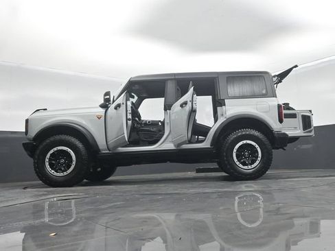 Certified 2024 Ford Bronco Badlands AWD/4WD image 74