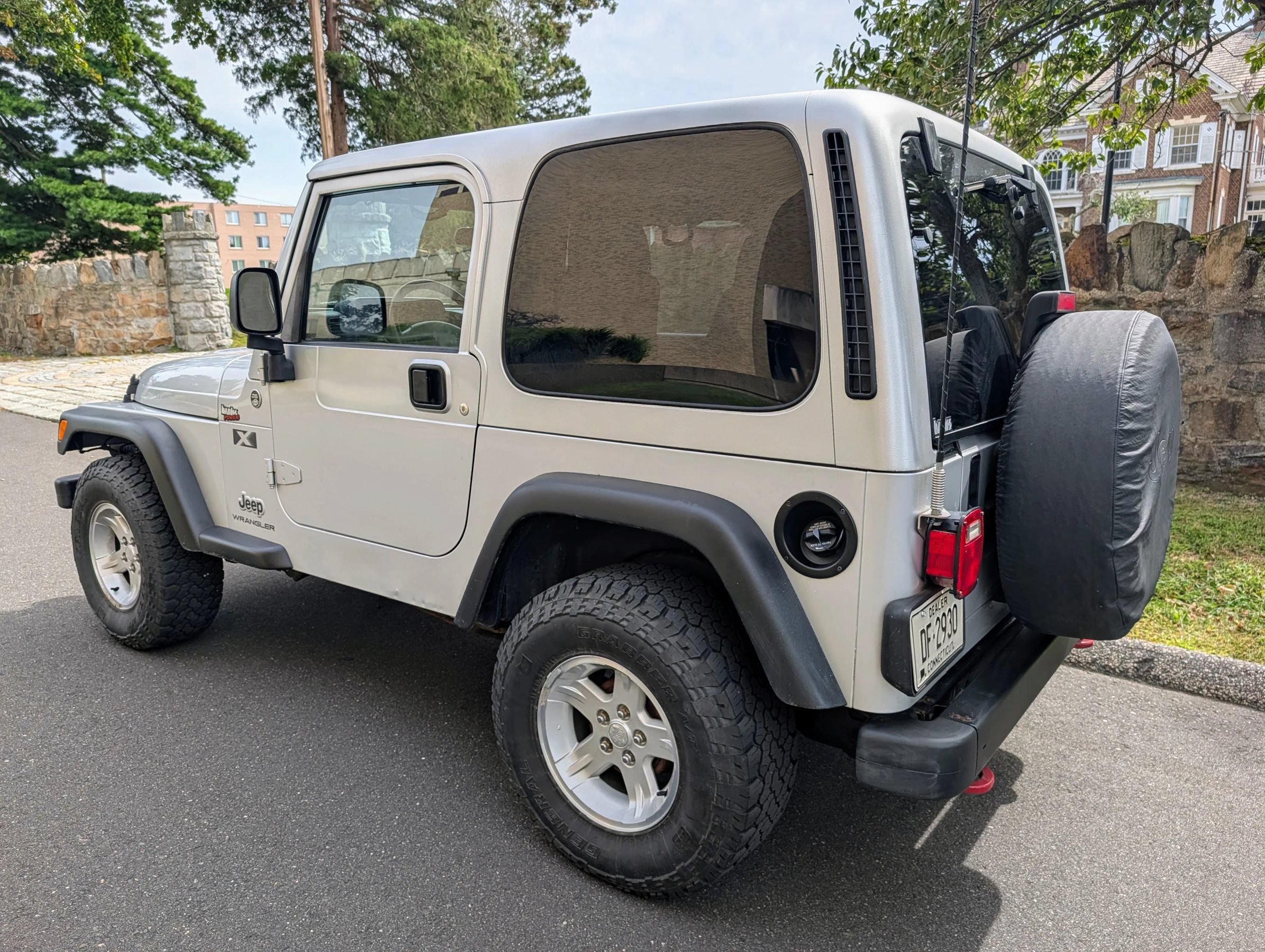 Used 2006 Jeep Wrangler X AWD/4WD image 3