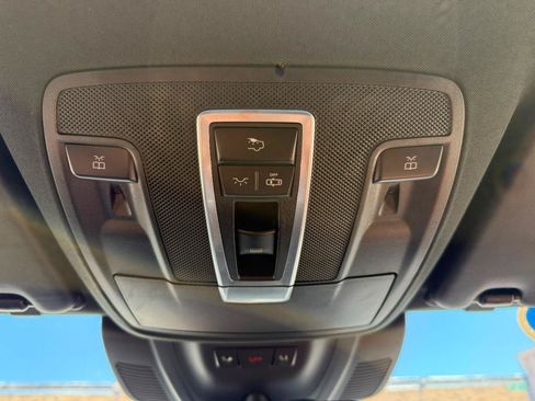 Used 2017 Mercedes-Benz GLS 550 4MATIC w/ Driver Assistance Package image 40