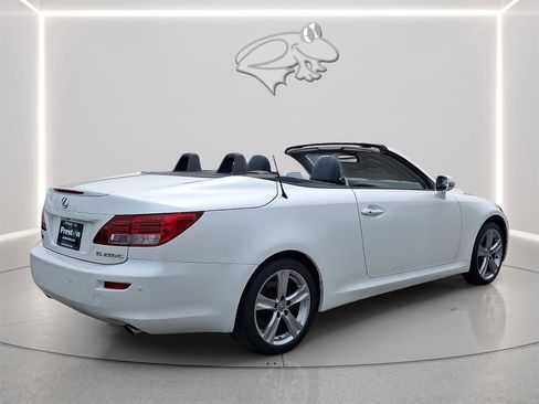 Used 2013 Lexus IS 250C RWD image 4