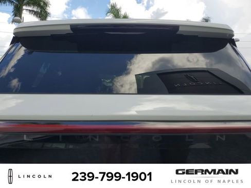 New 2025 Lincoln Navigator Black Label image 16