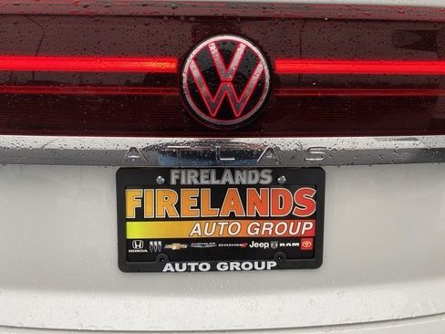 New 2026 Volkswagen Atlas Cross Sport SE image 16