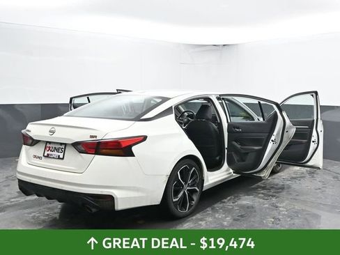 Used 2024 Nissan Altima 2.5 SR image 58