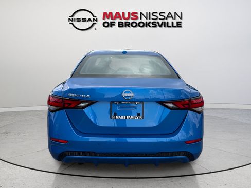Certified 2025 Nissan Sentra SV FWD image 7