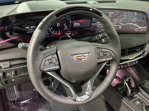 New 2026 Cadillac CT5 V image 4