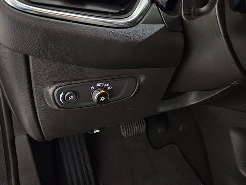 Used 2023 Chevrolet Equinox LT w/ Driver Convenience Package image 20