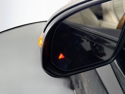 Used 2020 Mercedes-Benz GLS 580 4MATIC image 21