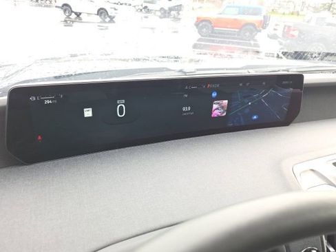 Used 2025 Ford Expedition Max Active image 38