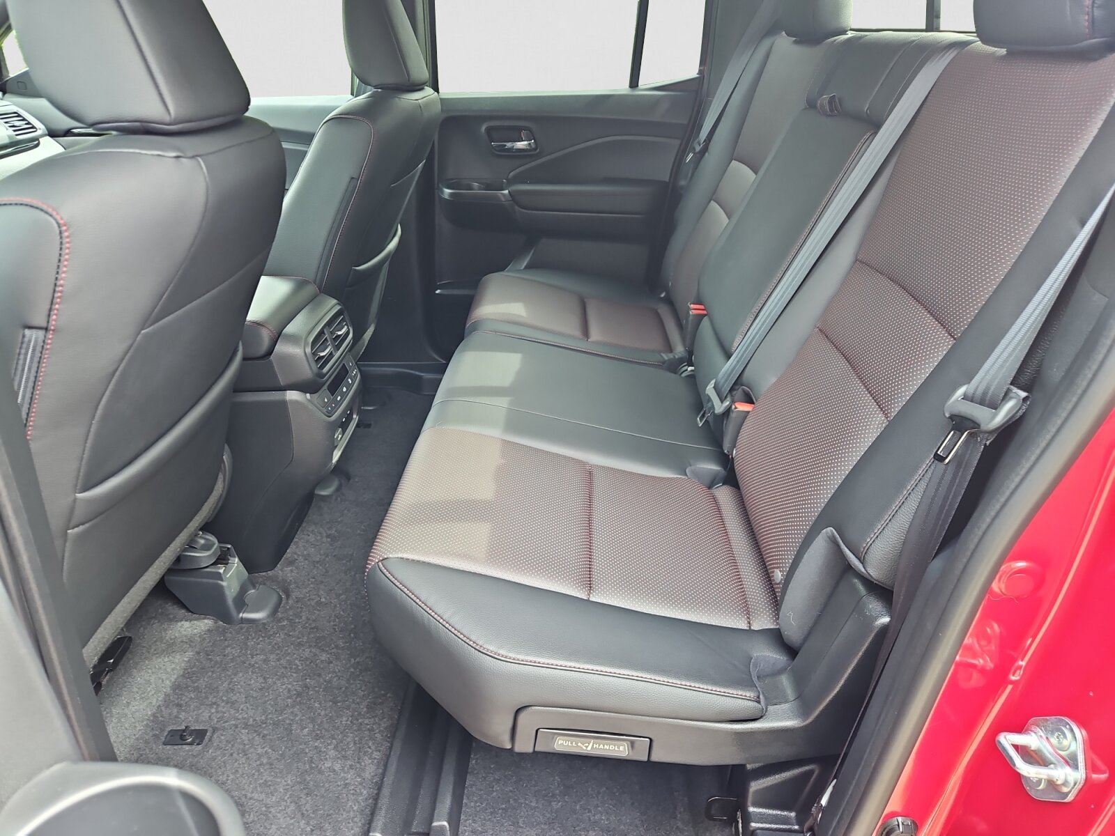 Used 2024 Honda Ridgeline Black Edition image 15