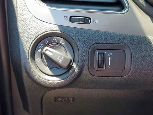 Used 2020 Dodge Journey Crossroad w/ Popular Equipment Group FWD image 20