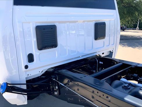 New 2026 RAM 5500 Tradesman AWD/4WD image 19