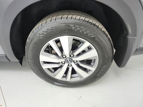 New 2026 Nissan Pathfinder SL FWD image 43