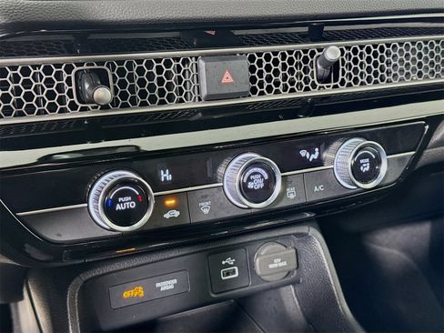 Used 2024 Honda Civic Sport image 13