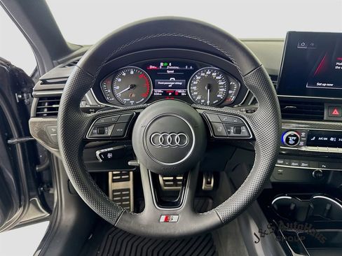 Used 2022 Audi S4 Premium image 12