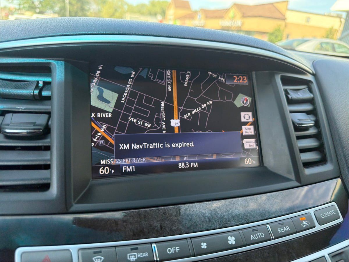 Used 2015 INFINITI QX60 Luxe w/ Premium Plus Package AWD/4WD image 27
