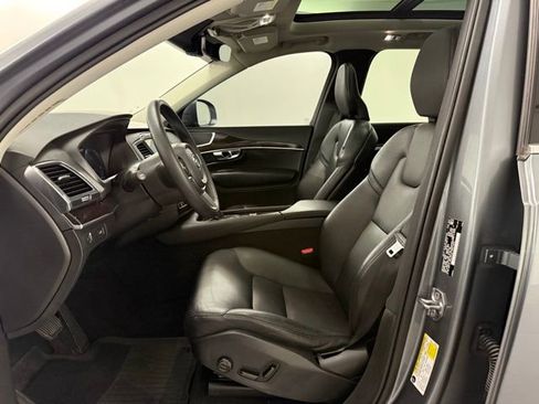 Used 2019 Volvo XC90 T6 Momentum w/ Advanced Package image 26