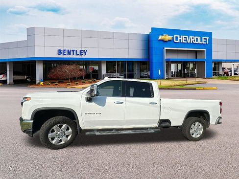 Used 2020 Chevrolet Silverado 2500 LTZ w/ LTZ Convenience Package RWD image 3