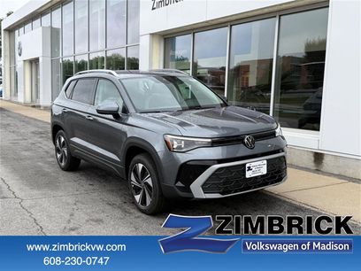 New 2025 Volkswagen Taos SE