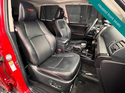 Used 2018 Toyota 4Runner TRD Off-Road Premium AWD/4WD image 8