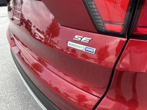 Used 2019 Ford Escape SE AWD/4WD image 14