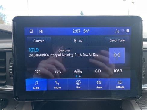 Used 2023 Ford Explorer XLT w/ Equipment Group 202A image 15