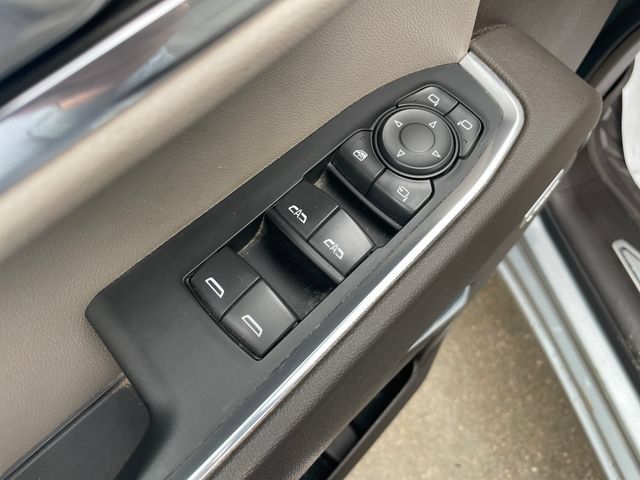 Used 2024 Chevrolet Silverado 1500 LTZ w/ LTZ Premium Package AWD/4WD image 21