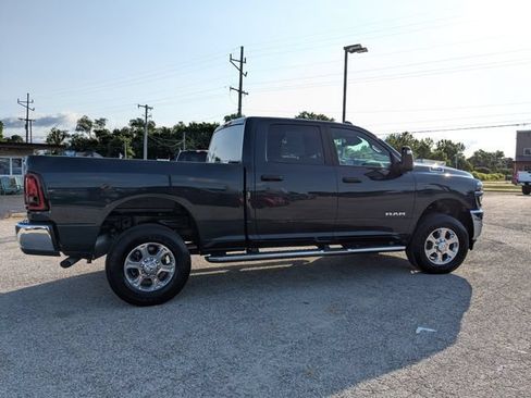 Used 2026 RAM 2500 Big Horn AWD/4WD image 4