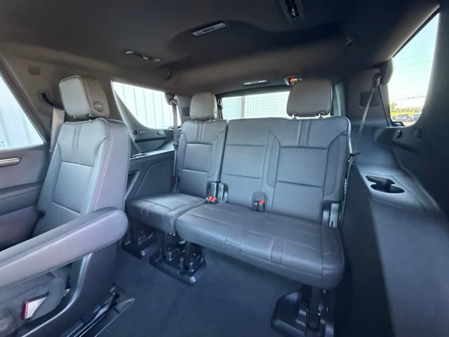 Used 2026 Chevrolet Tahoe RST w/ RST Capability Package AWD/4WD image 15