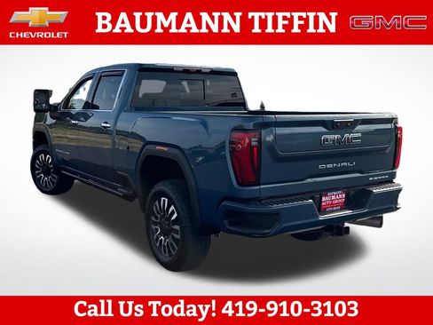Used 2025 GMC Sierra 2500 Denali Ultimate AWD/4WD image 5