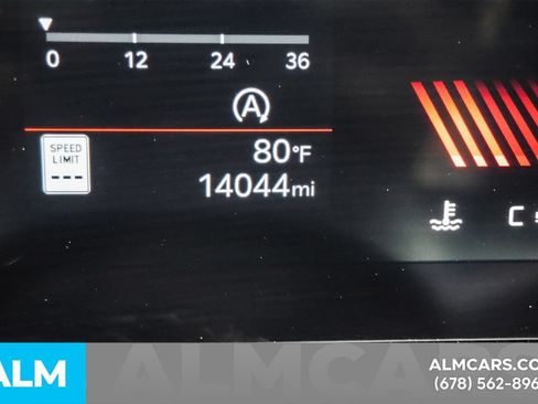 Used 2024 Kia Sorento LX FWD image 46