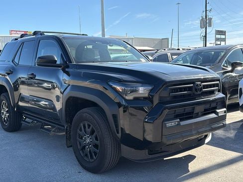 Used 2025 Toyota 4Runner SR5 image 2
