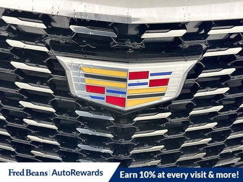 New 2026 Cadillac XT5 Luxury image 18