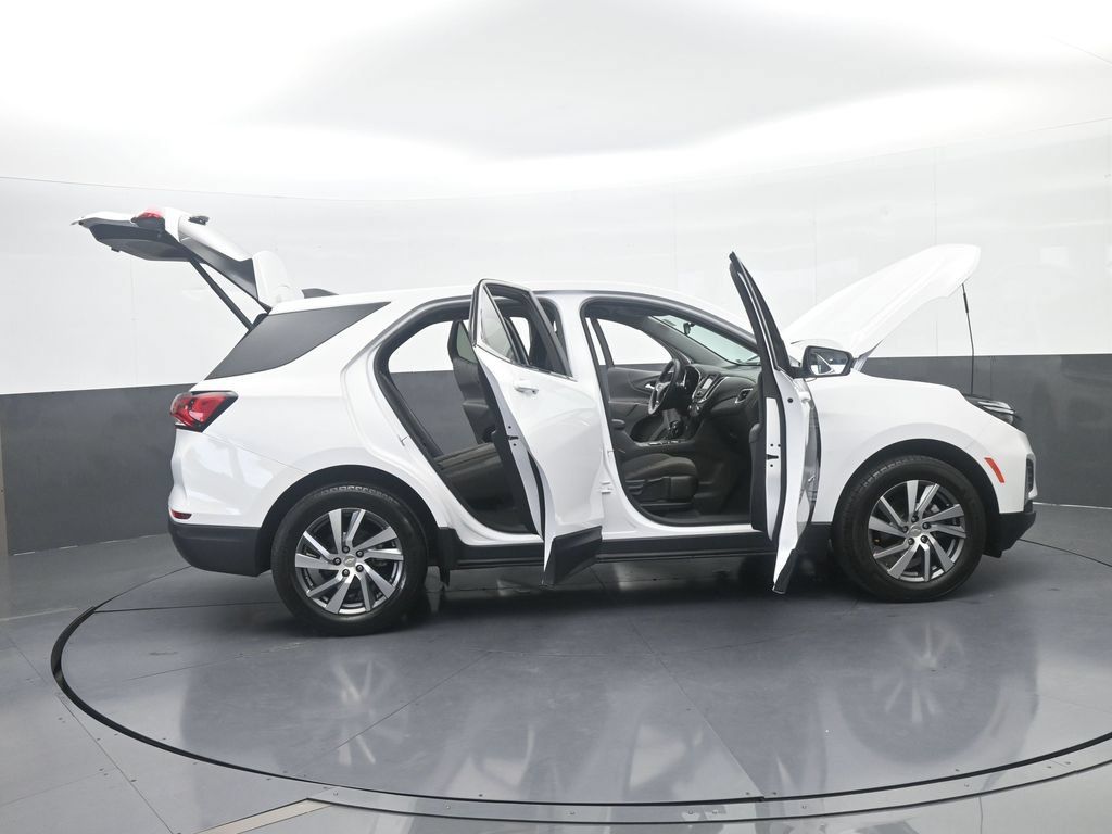 Used 2024 Chevrolet Equinox LT FWD image 71