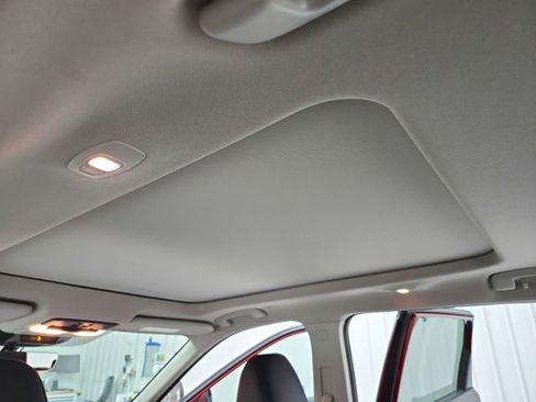 Used 2024 Nissan Rogue SL w/ SL Premium Package image 23