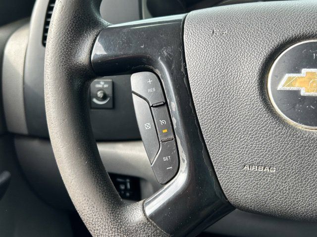 Used 2013 Chevrolet Silverado 3500 W/T RWD image 32
