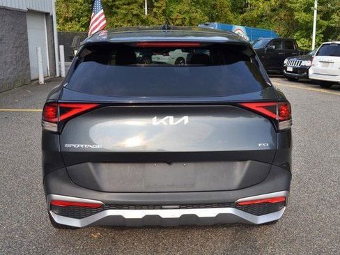 Used 2024 Kia Sportage LX image 7