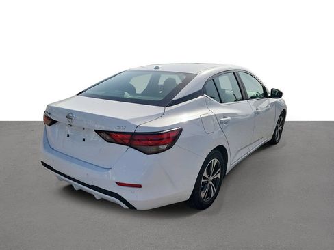 Certified 2022 Nissan Sentra SV FWD image 3