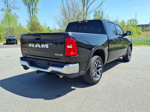 Used 2025 RAM 1500 Laramie image 30