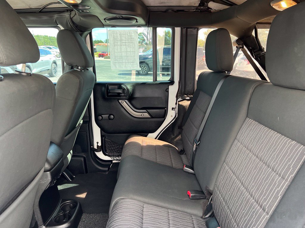 Used 2012 Jeep Wrangler Unlimited Sport AWD/4WD image 8