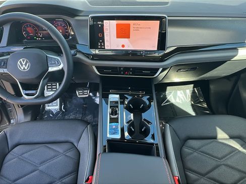 New 2026 Volkswagen Atlas Peak Edition image 26