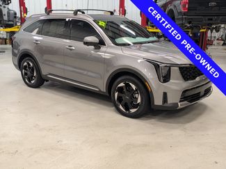 Used 2025 Kia Sorento SX Prestige video 2