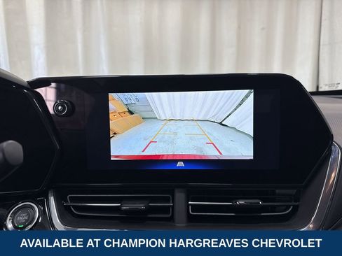 Used 2025 Chevrolet Trax RS w/ Driver Confidence Package image 19