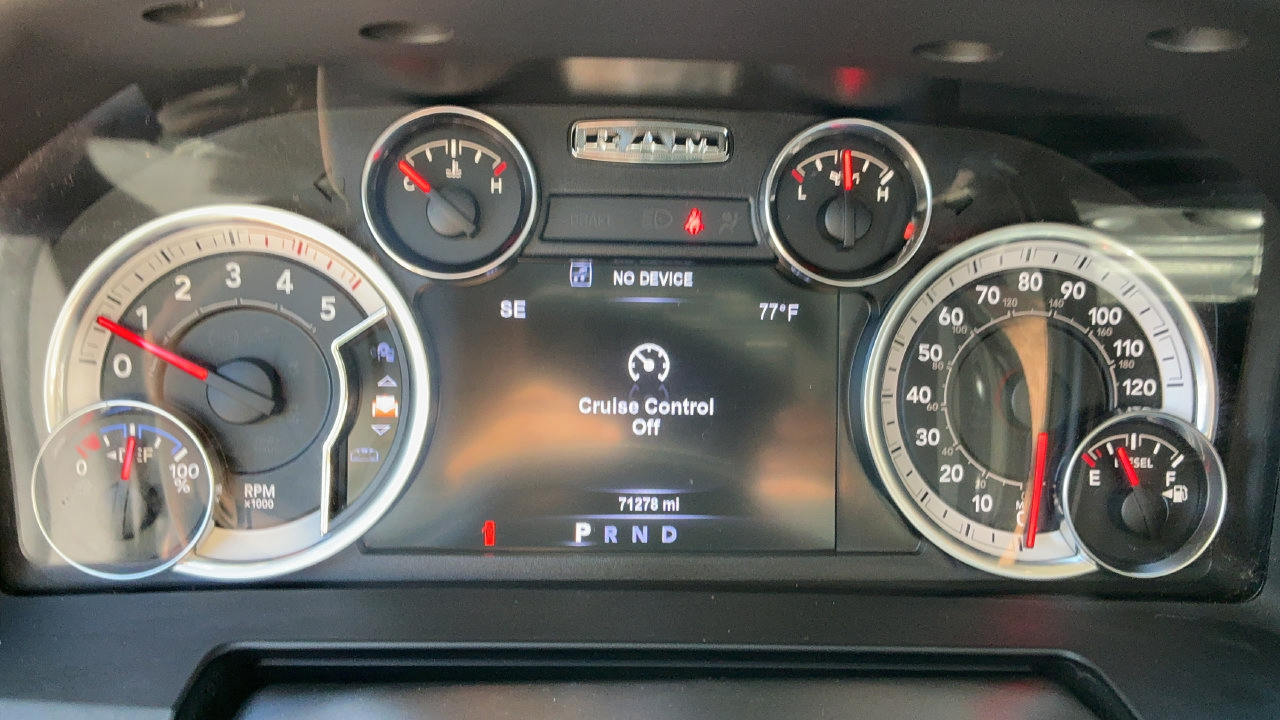 Used 2017 RAM 3500 Laramie w/ Convenience Group AWD/4WD image 12