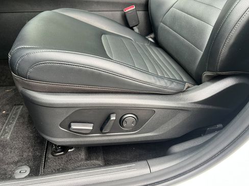 Used 2023 Kia Sportage SX Prestige image 19