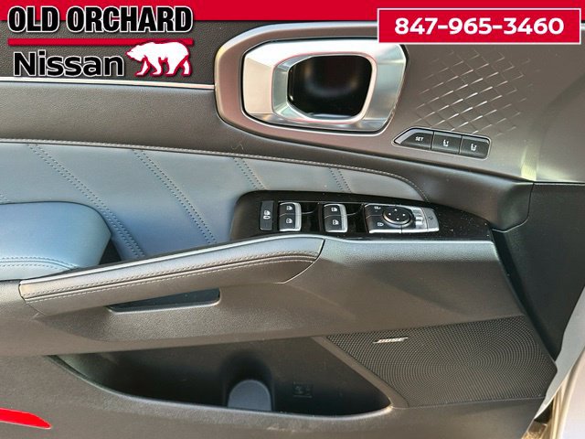 Used 2025 Kia Sorento SX Prestige AWD/4WD image 9