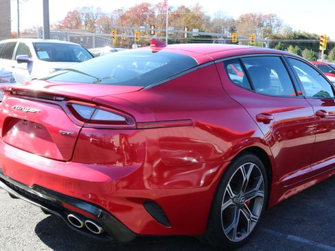 Used 2019 Kia Stinger GT2 image 10