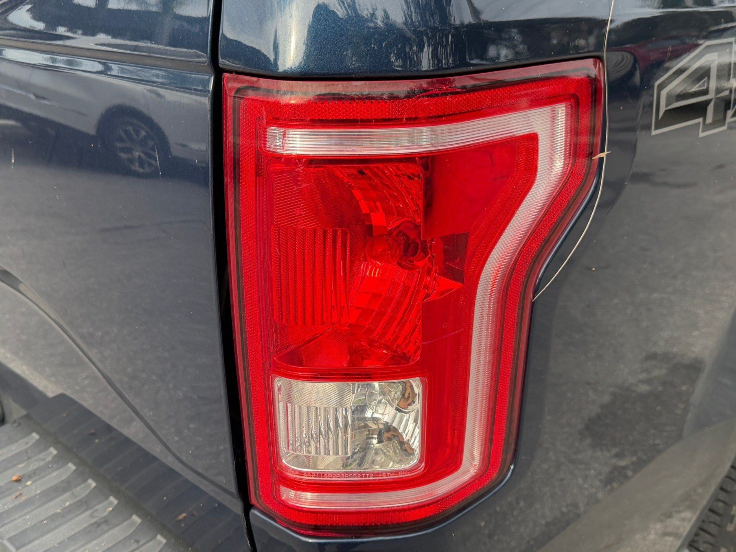 Used 2016 Ford F150 XLT w/ Equipment Group 302A Luxury AWD/4WD image 14