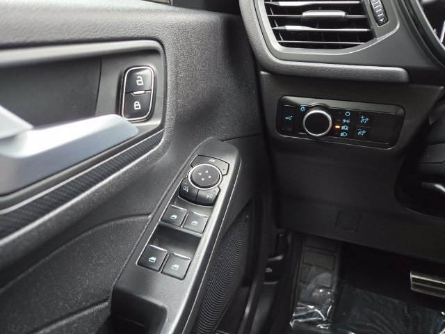 Used 2024 Ford Escape ST-Line AWD/4WD image 19