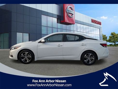 Certified 2022 Nissan Sentra SV w/ Trunk Package image 2