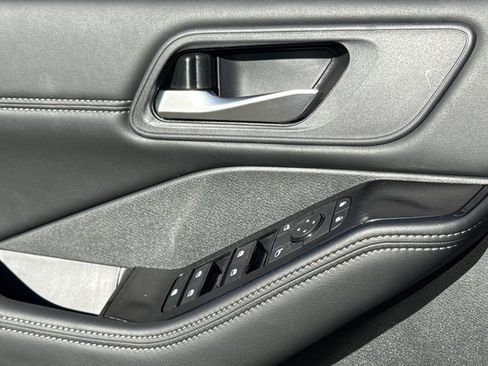 New 2026 Nissan Rogue SV image 18